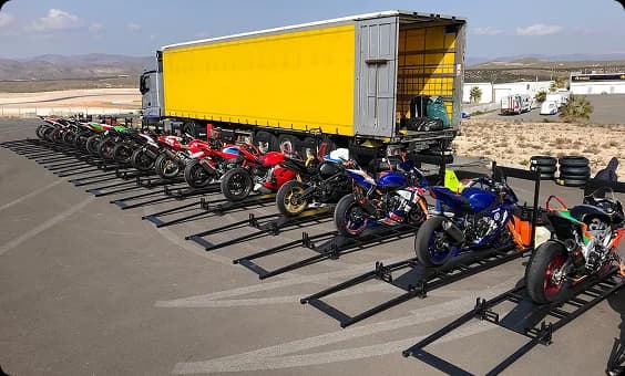 Enclosed Carrier Transport