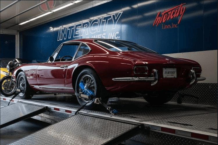 Enclosed Auto Transport Equipment, Handling Process, and Vehicle Safety Standards